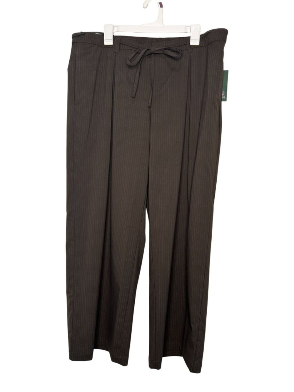 NWT Women's XL Mid-Rise Waist Tie Slouchy Wide Leg Trousers - MSRP: $30